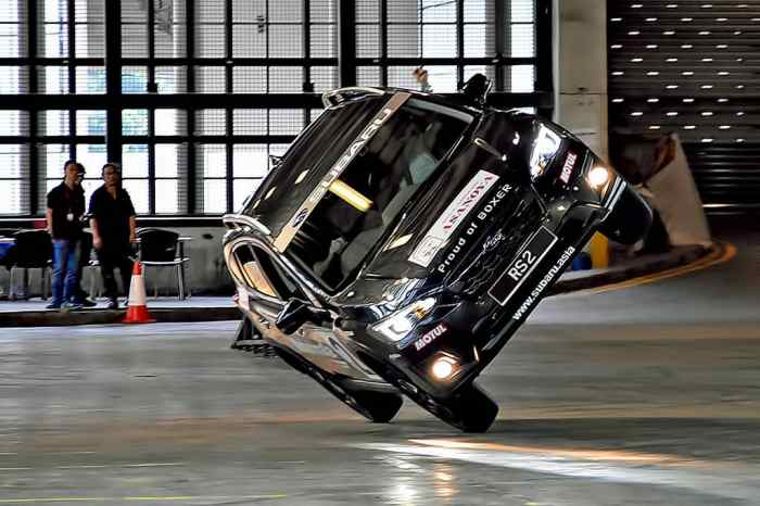 Stunt jump driver